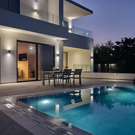 Villa Bougainvillea Keri